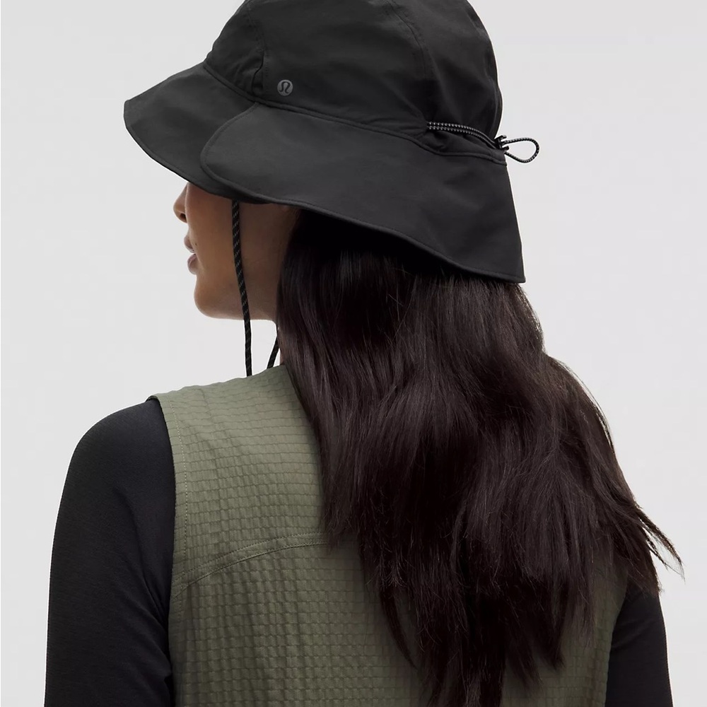 UV-Protective Packable Bucket Hat - Picture 3 of 6
